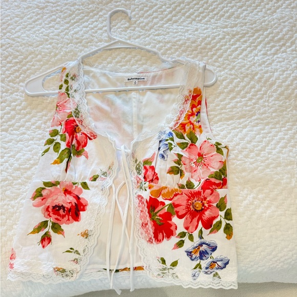 Reformation Floral Lace top - Picture 3 of 4